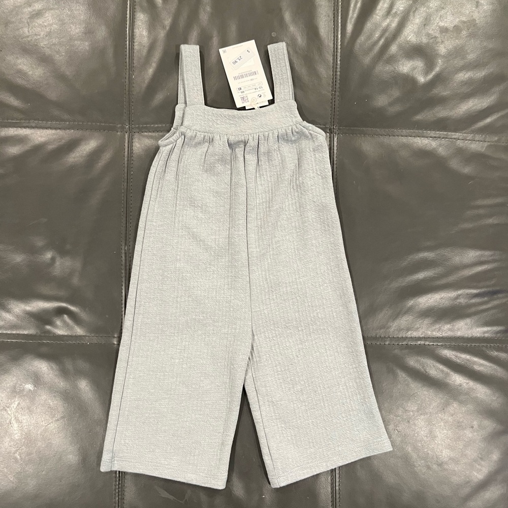 Zara gray jumper. NWT. Non smoking. 12-18 months.
